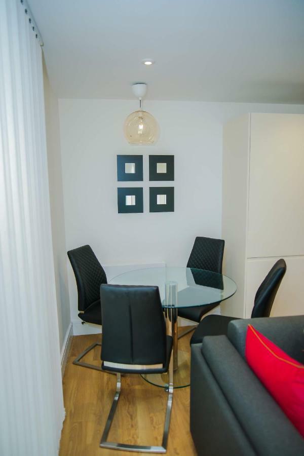 Executive 2 Bed Apartment London Exterior photo